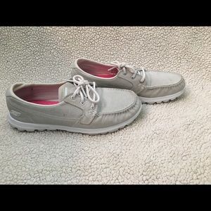 Women’s Sketchers on the go